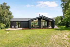 Beautiful Newly Built Holiday Home At Handrup Beach, Ebeltoft